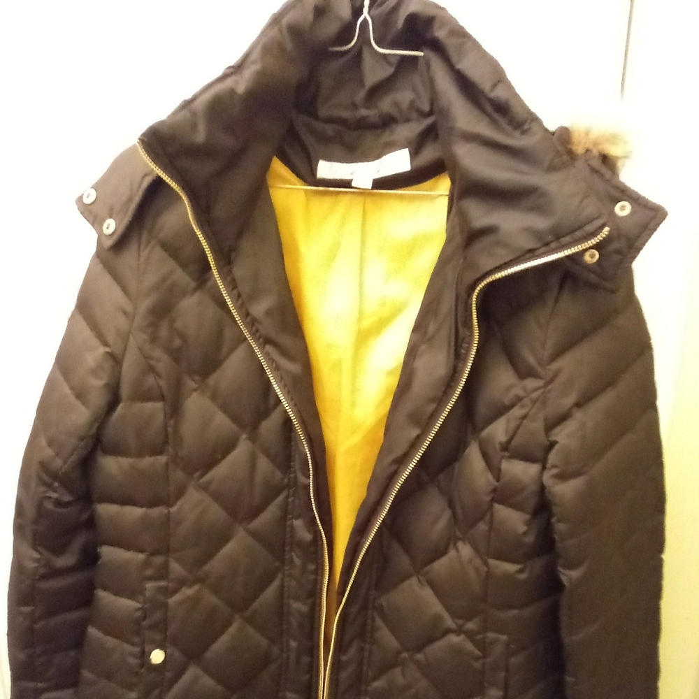 Kenneth cole. Quilted new york jacket/ faux fur tr